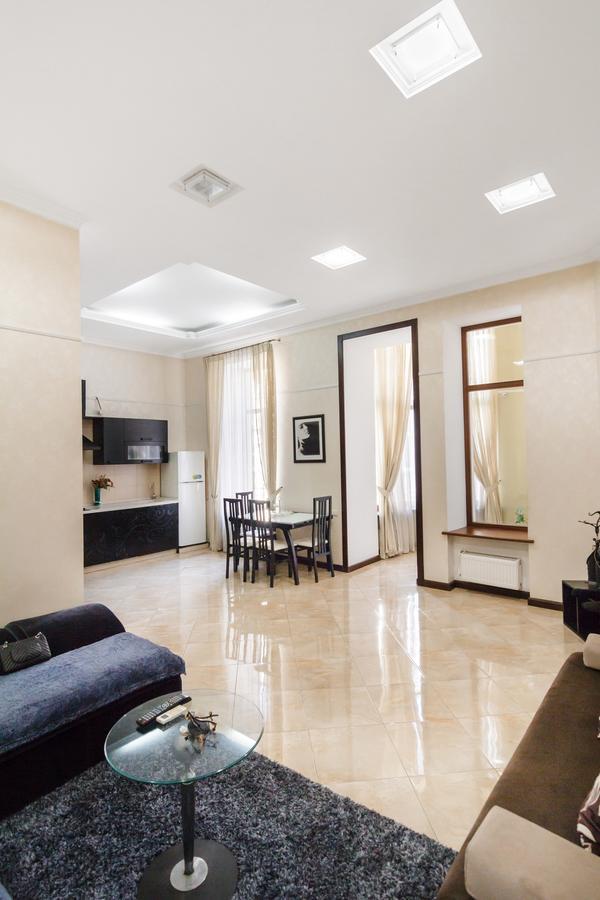 Downtown Prestige Apartment Odessa Zewnętrze zdjęcie